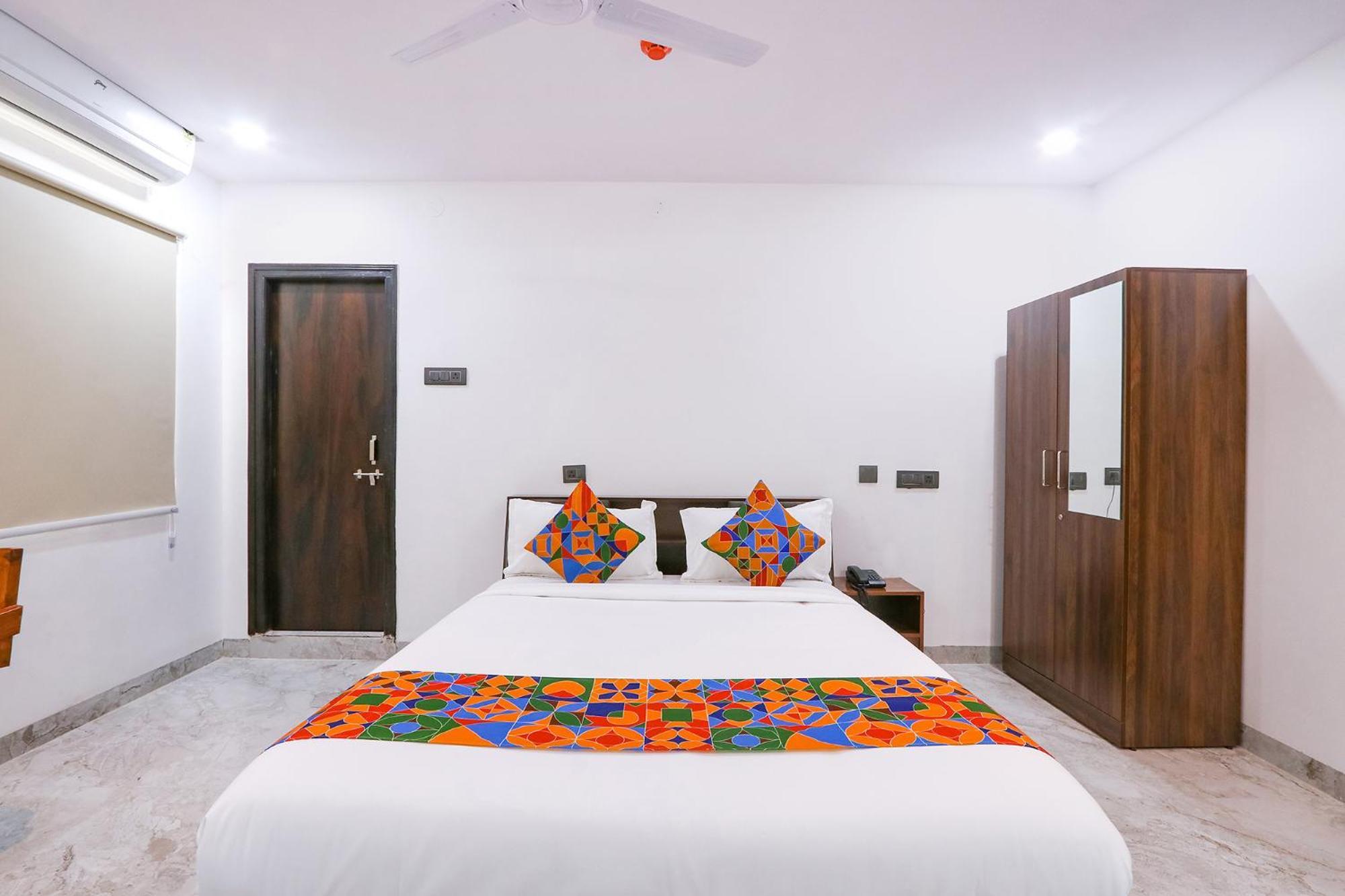 Fabhotel Relax Inn Hyderabad Esterno foto