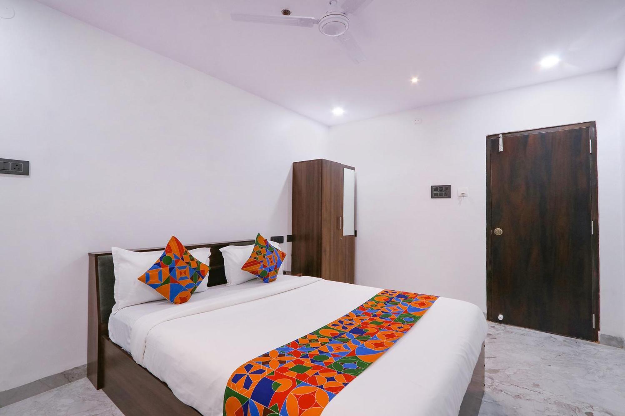 Fabhotel Relax Inn Hyderabad Esterno foto